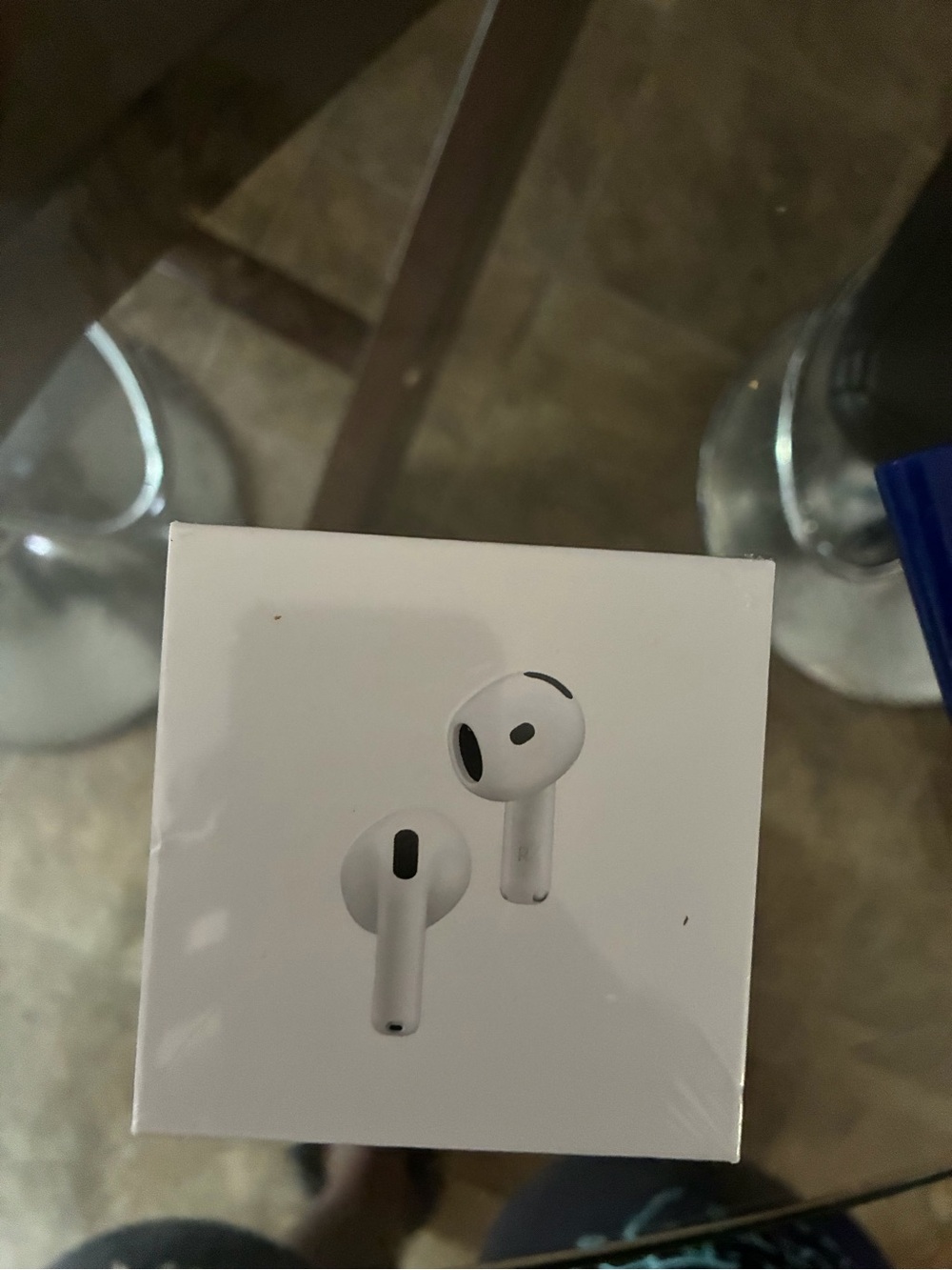 Apple White Wireless AirPod 4s  with Charging Case